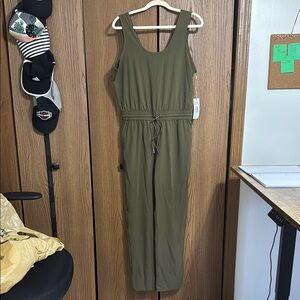 NWT Olive Green Sleeveless Jumpsuit